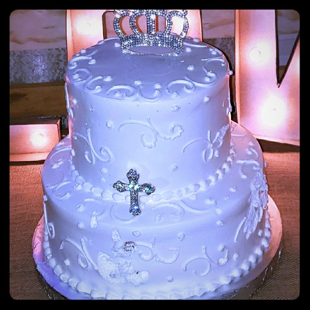 Cake topper